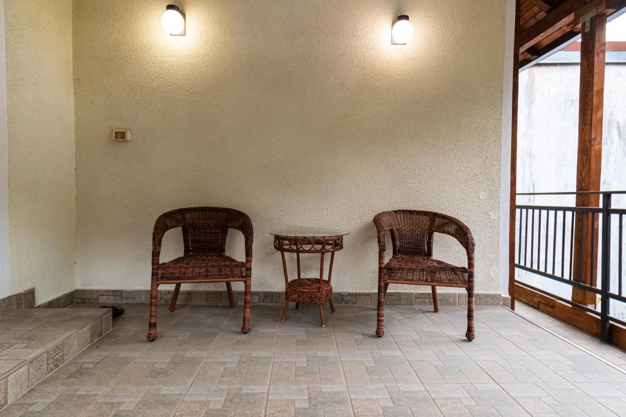 Residence 48 Beautiful Building Within Moments From The Old Town Of براشوف المظهر الخارجي الصورة